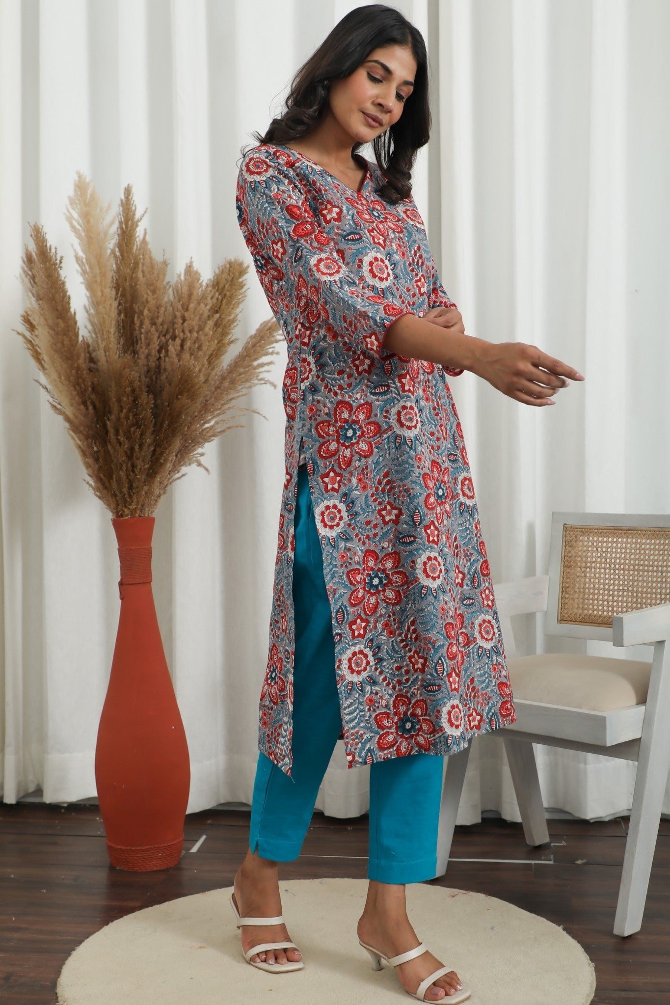 Radiant Vibes ' Azofree Handblock Printed Pure Cotton Kurti - SootiSyahi
