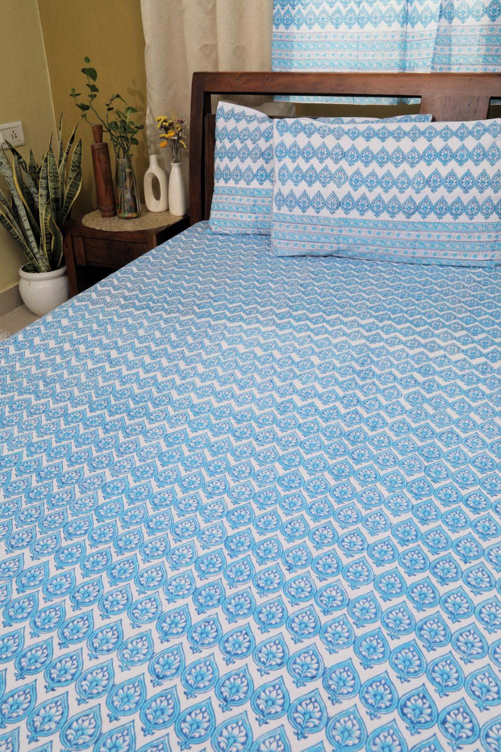 Sootisyahi 'Aqua Rangrez' Handblock Printed Cotton Bedsheet