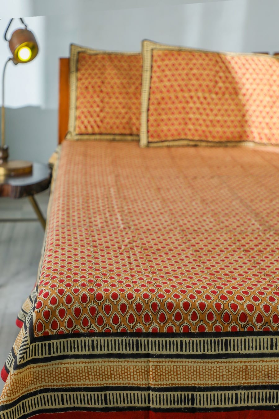 SootiSyahi 'Drop of colors' Handblock Printed Cotton Bedsheet - SootiSyahi