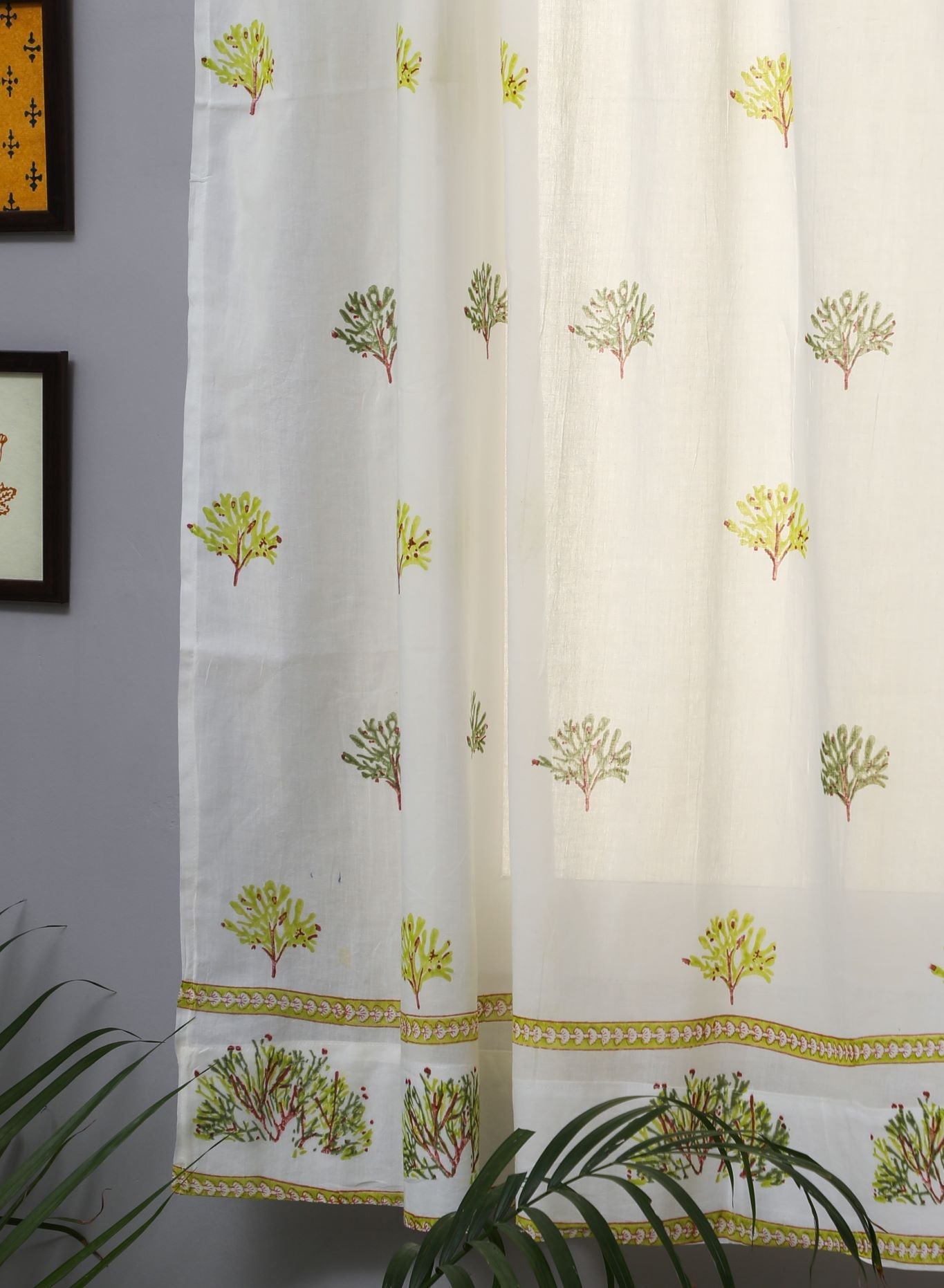 SootiSyahi 'Envy Zinnia' Cotton Window Curtain - SootiSyahi
