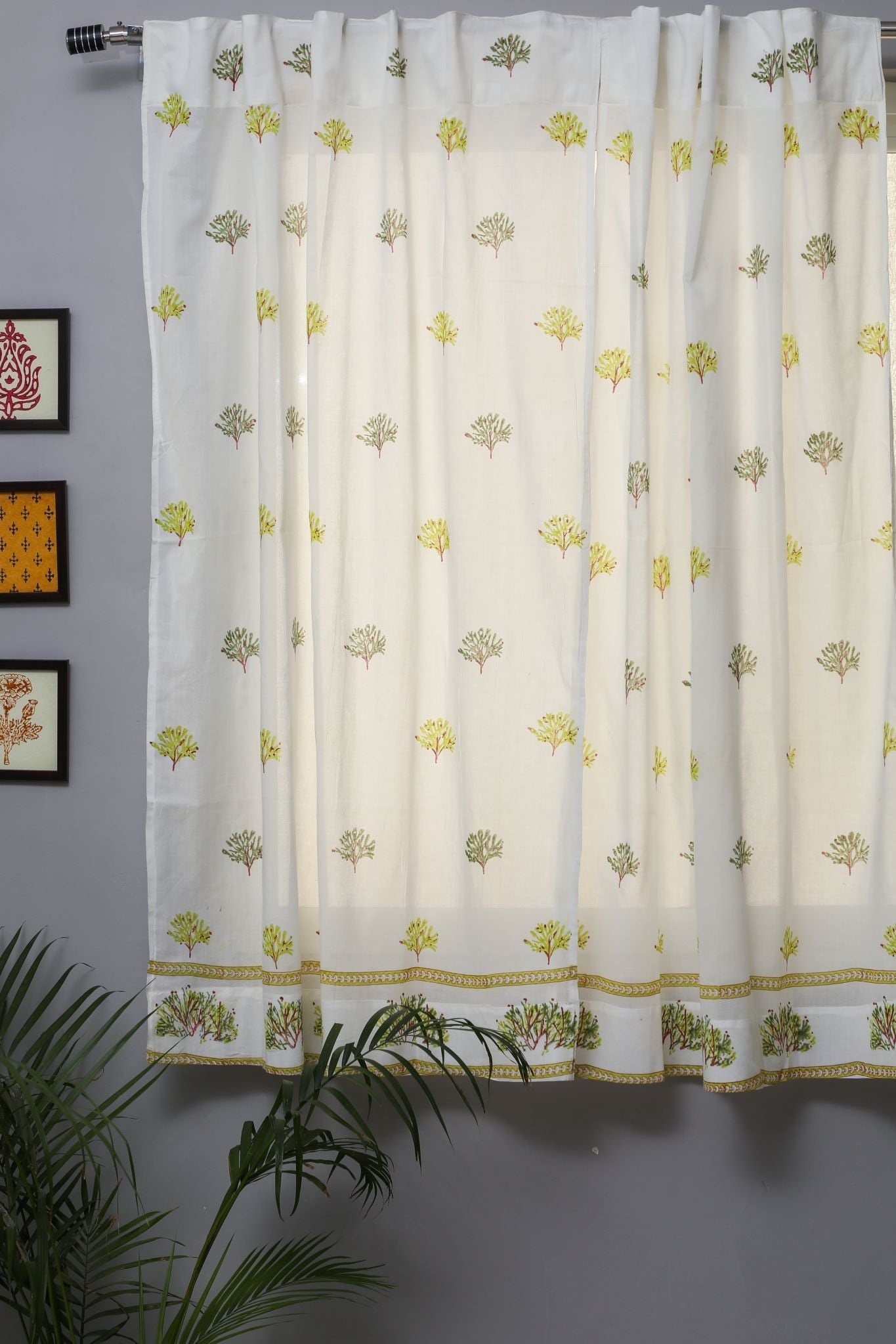 SootiSyahi 'Envy Zinnia' Cotton Window Curtain - SootiSyahi