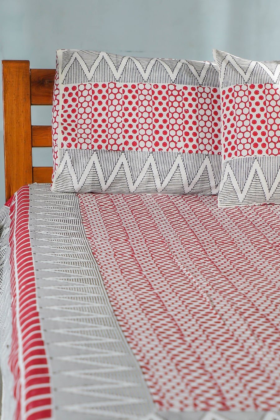SootiSyahi 'Geometrical valley' Handblock Printed Cotton Bedsheet - SootiSyahi