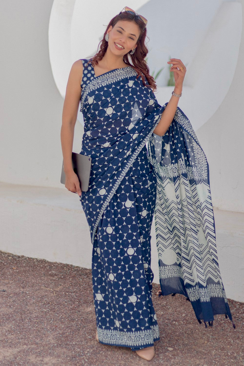 Navy Stars - Hand Block Mul Cotton Saree - SootiSyahi