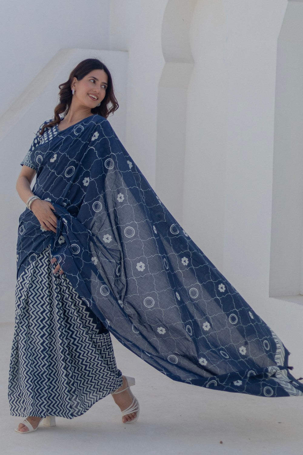 Midnight Circles - Hand Block Mul Cotton Saree - SootiSyahi