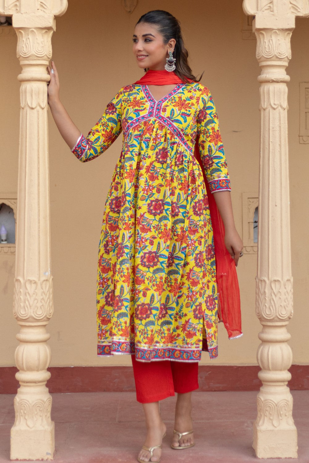SootiSyahi-"Sunshine Garden” Hand Block Printed Cotton Suit Set