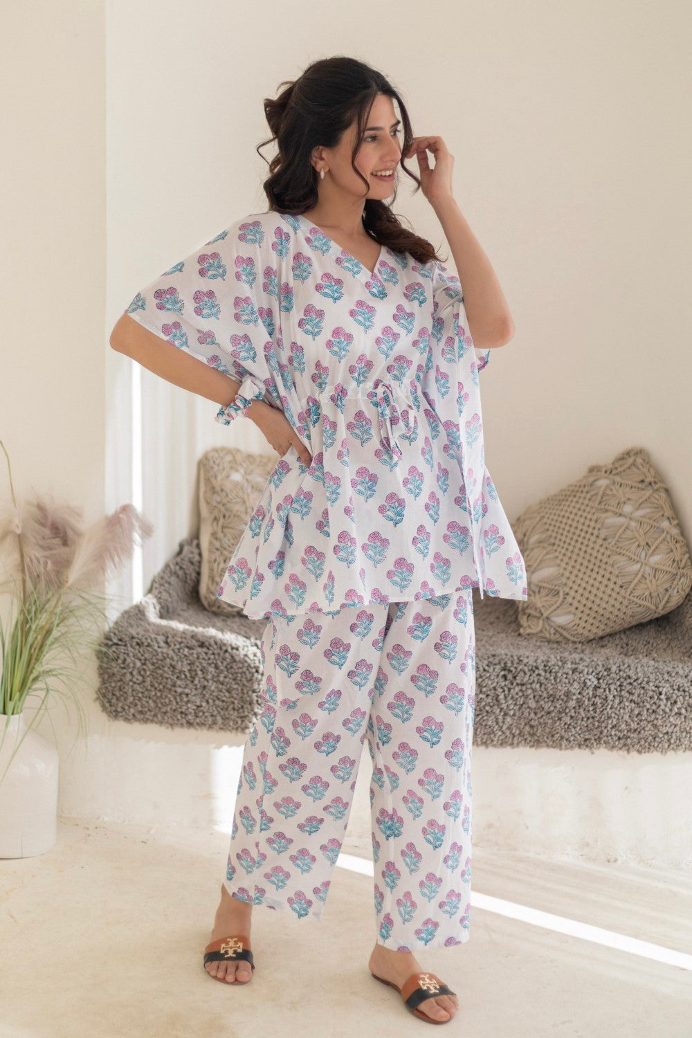 Sootisyahi 'Pastel Bloom' Cotton Kaftan Set