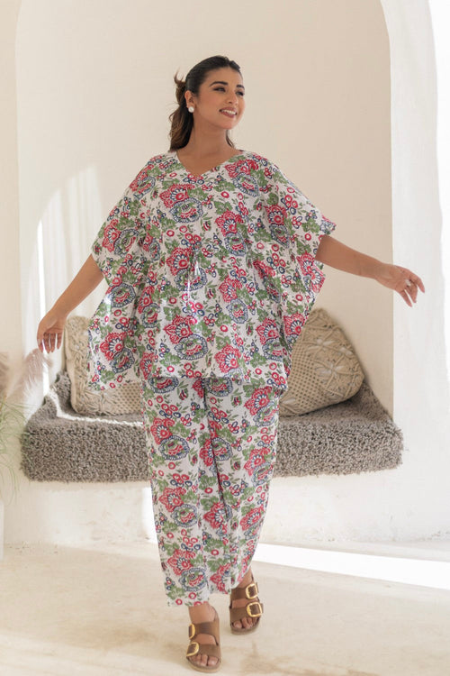 Sootisyahi 'Floral Serenity' Cotton Kaftan Set