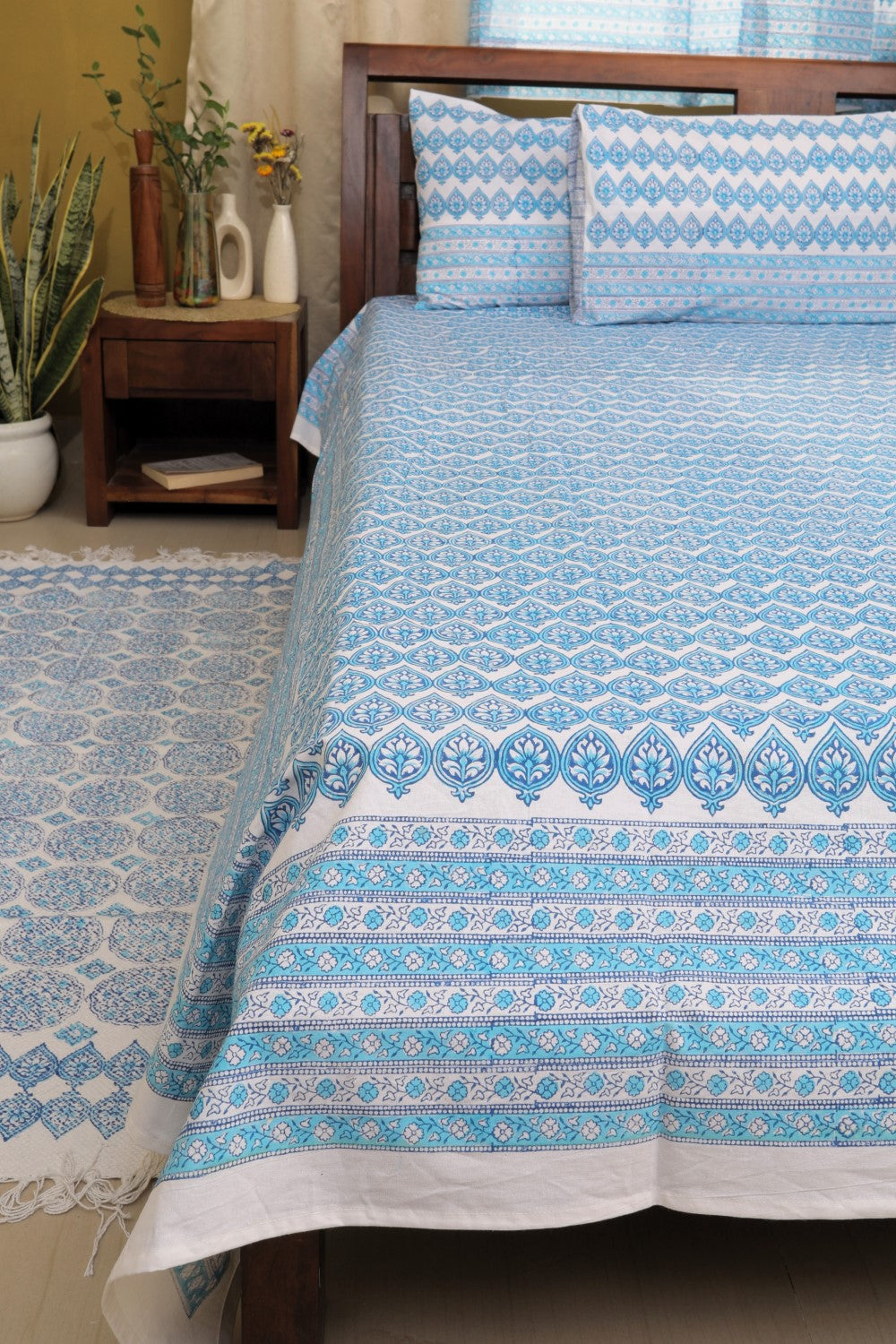 Sootisyahi 'Aqua Rangrez' Handblock Printed Cotton Bedsheet