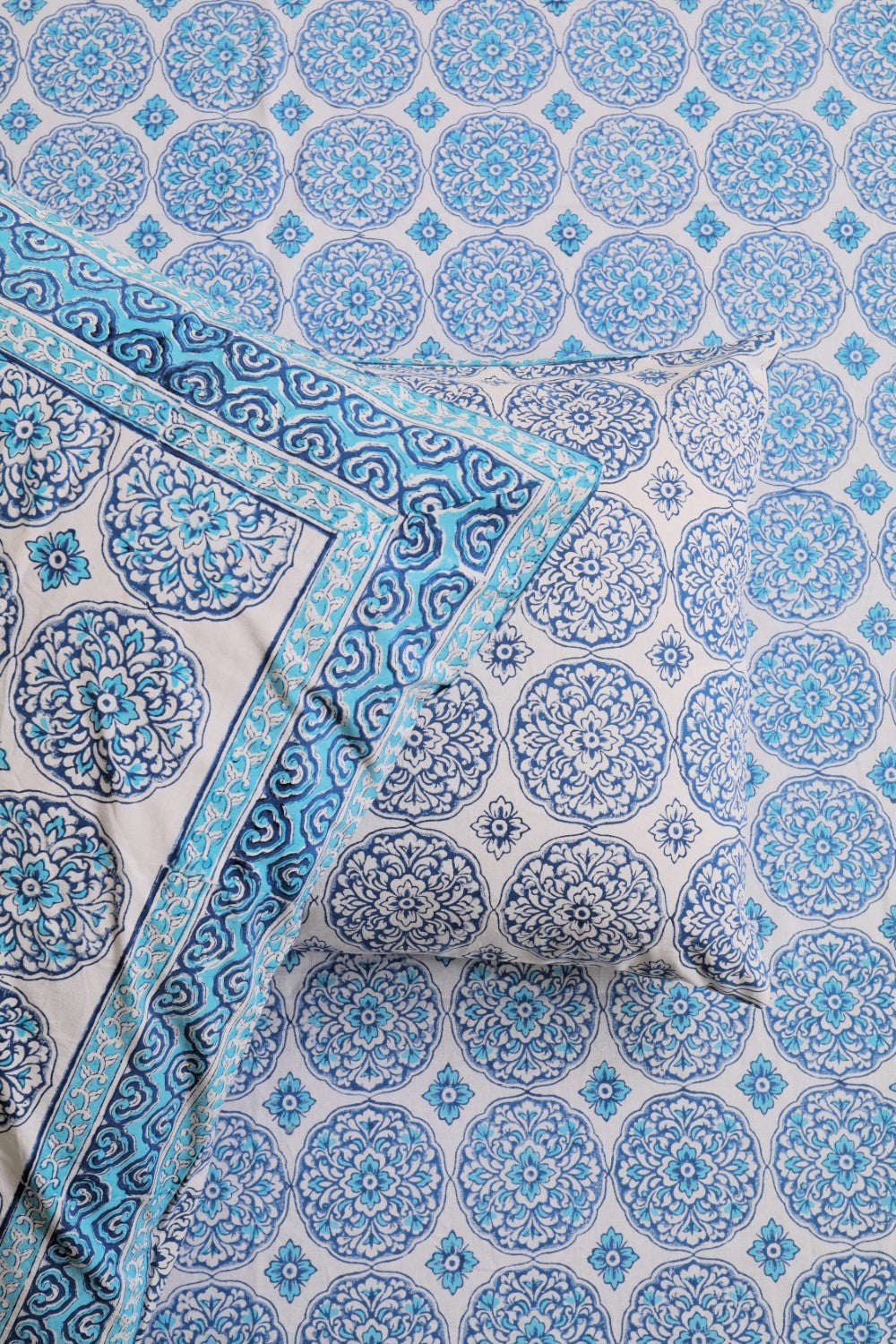 Sootisyahi 'Indigo Jaal' Handblock Printed Cotton Bedsheet