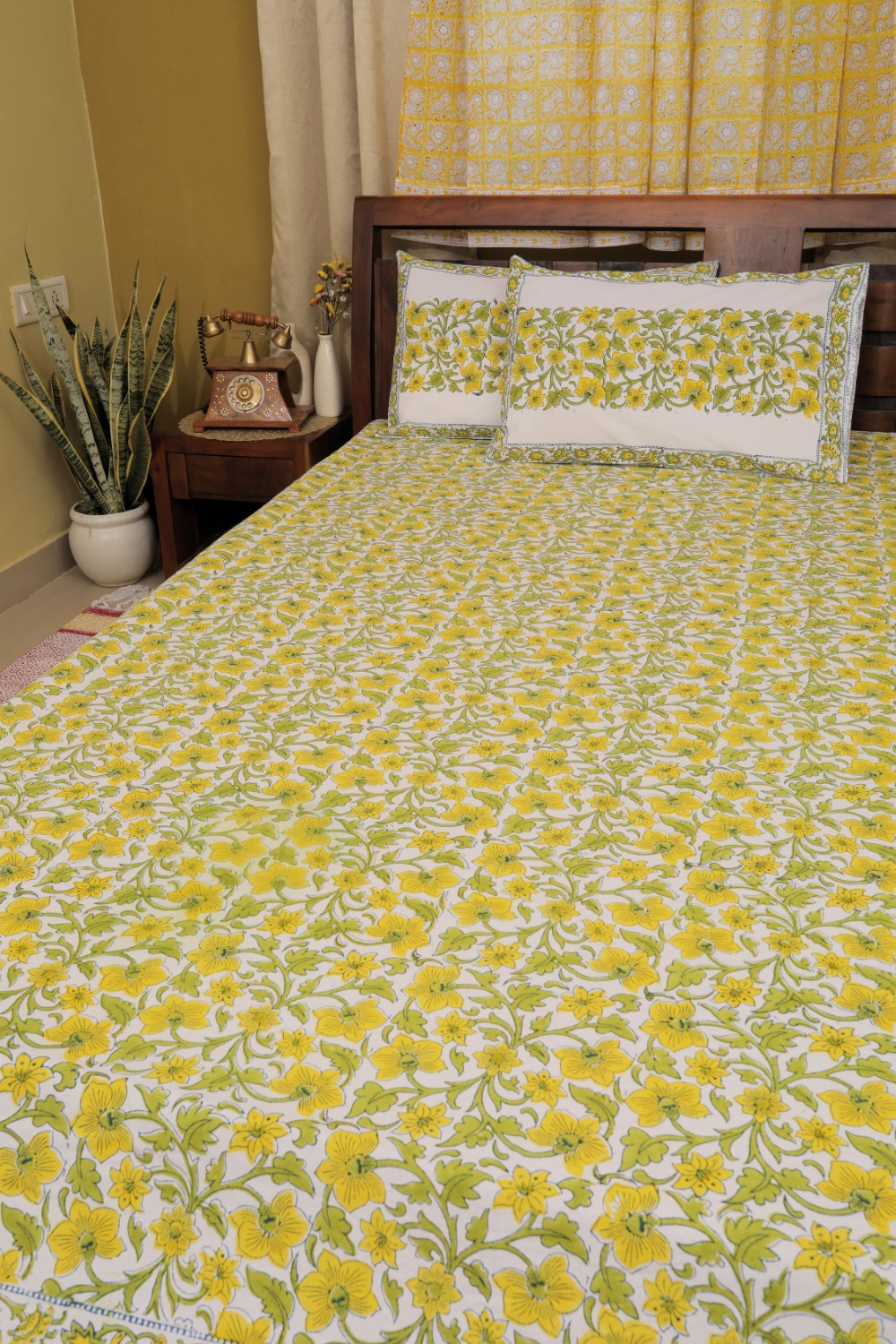 Sootisyahi 'Kesari Gulnaar' Handblock Printed Cotton Bedsheet