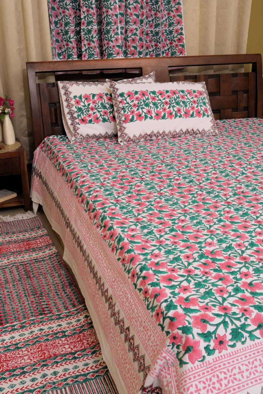 Sootisyahi 'Mehfil-e-Gul' Handblock Printed Cotton Bedsheet