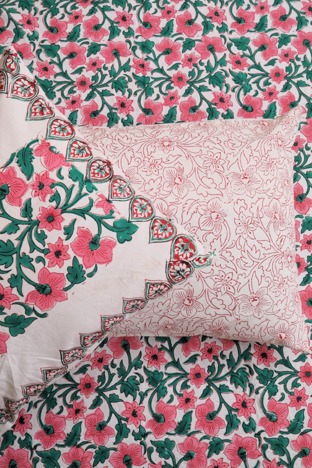Sootisyahi 'Mehfil-e-Gul' Handblock Printed Cotton Bedsheet
