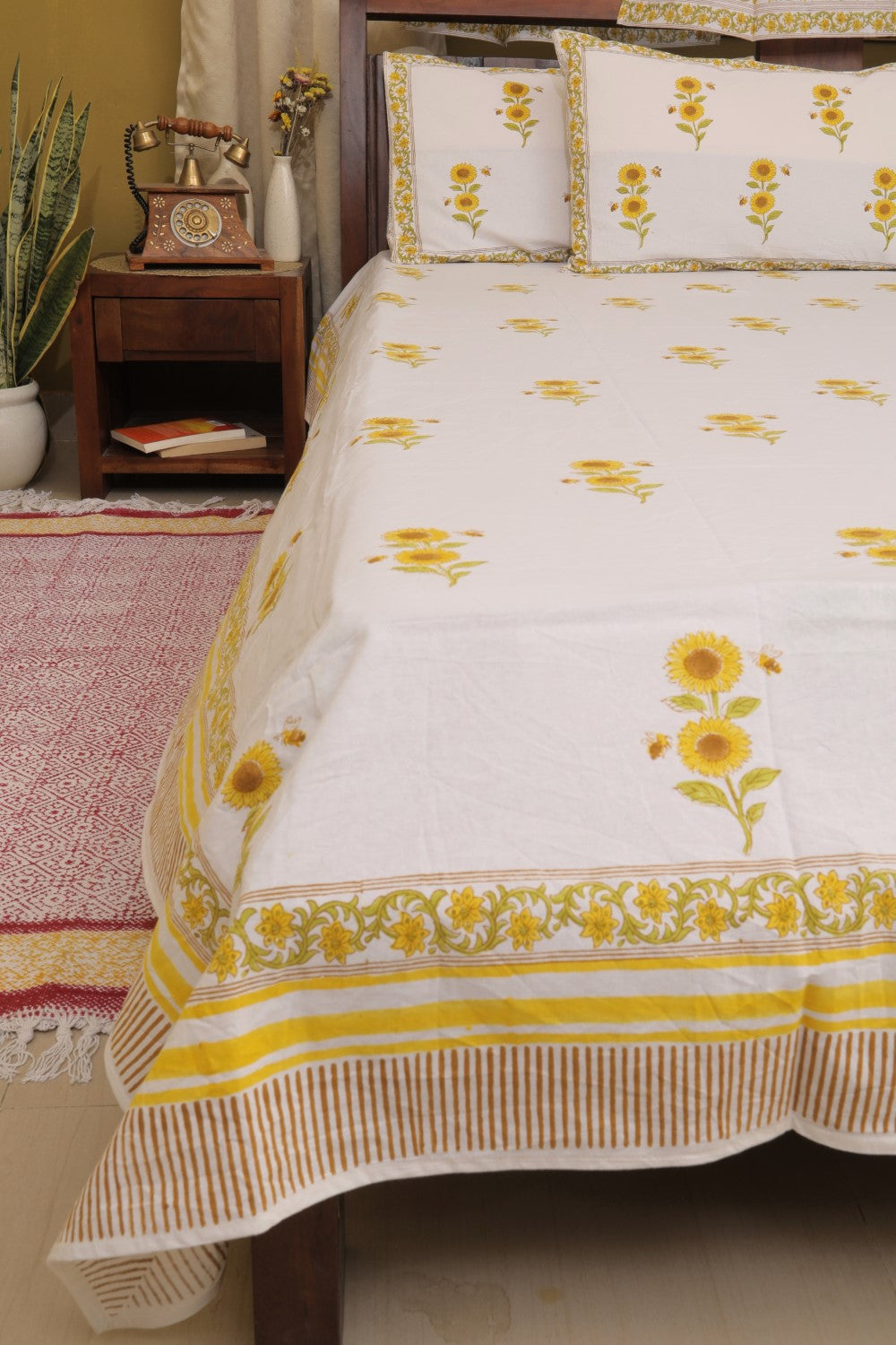 Sootisyahi 'Phoolwari' Handblock Printed Cotton Bedsheet