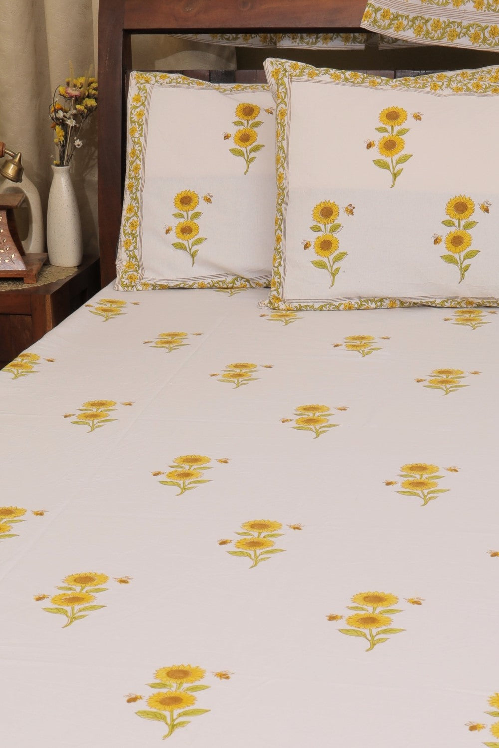 Sootisyahi 'Phoolwari' Handblock Printed Cotton Bedsheet