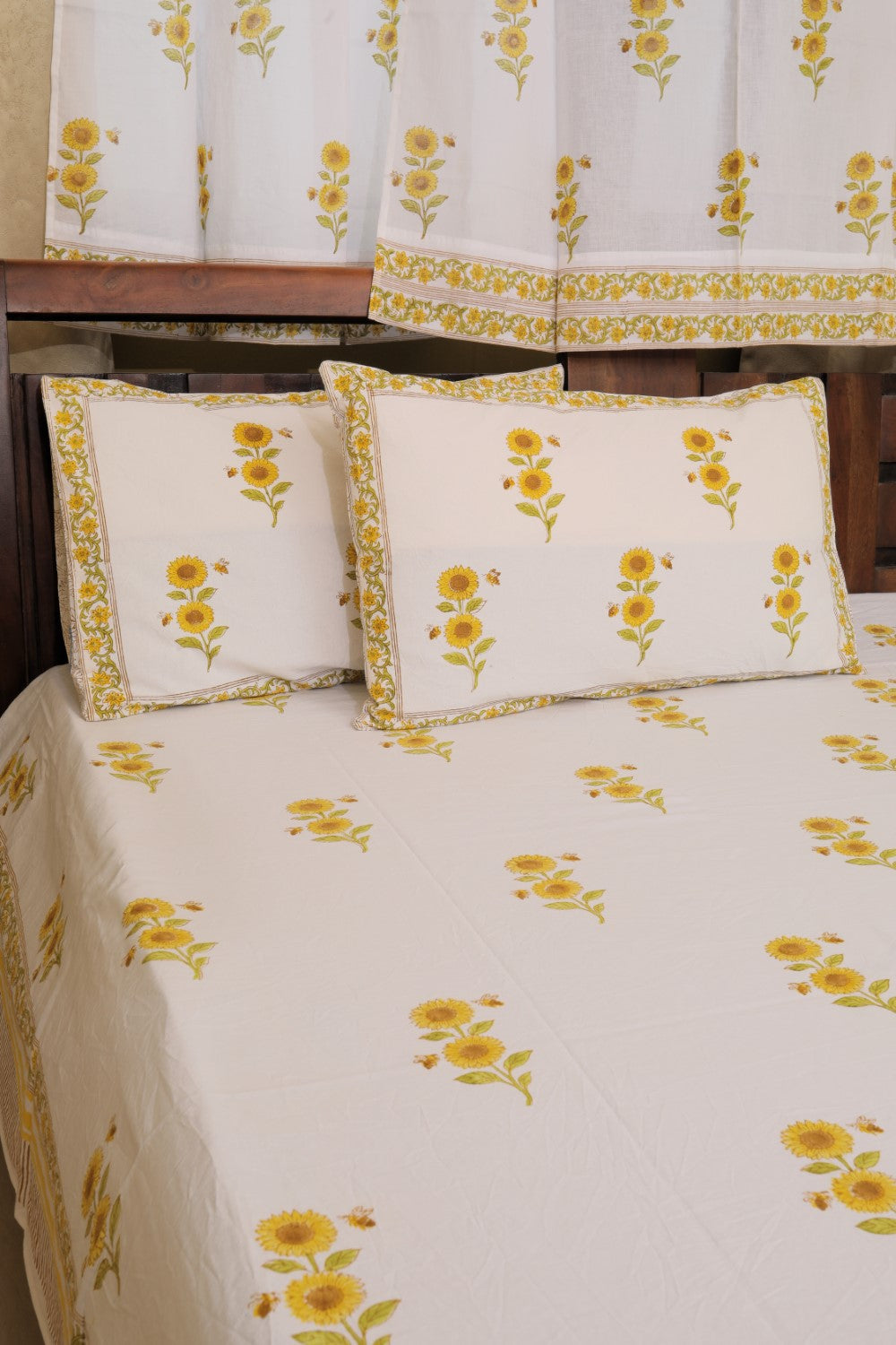 Sootisyahi 'Phoolwari' Handblock Printed Cotton Bedsheet