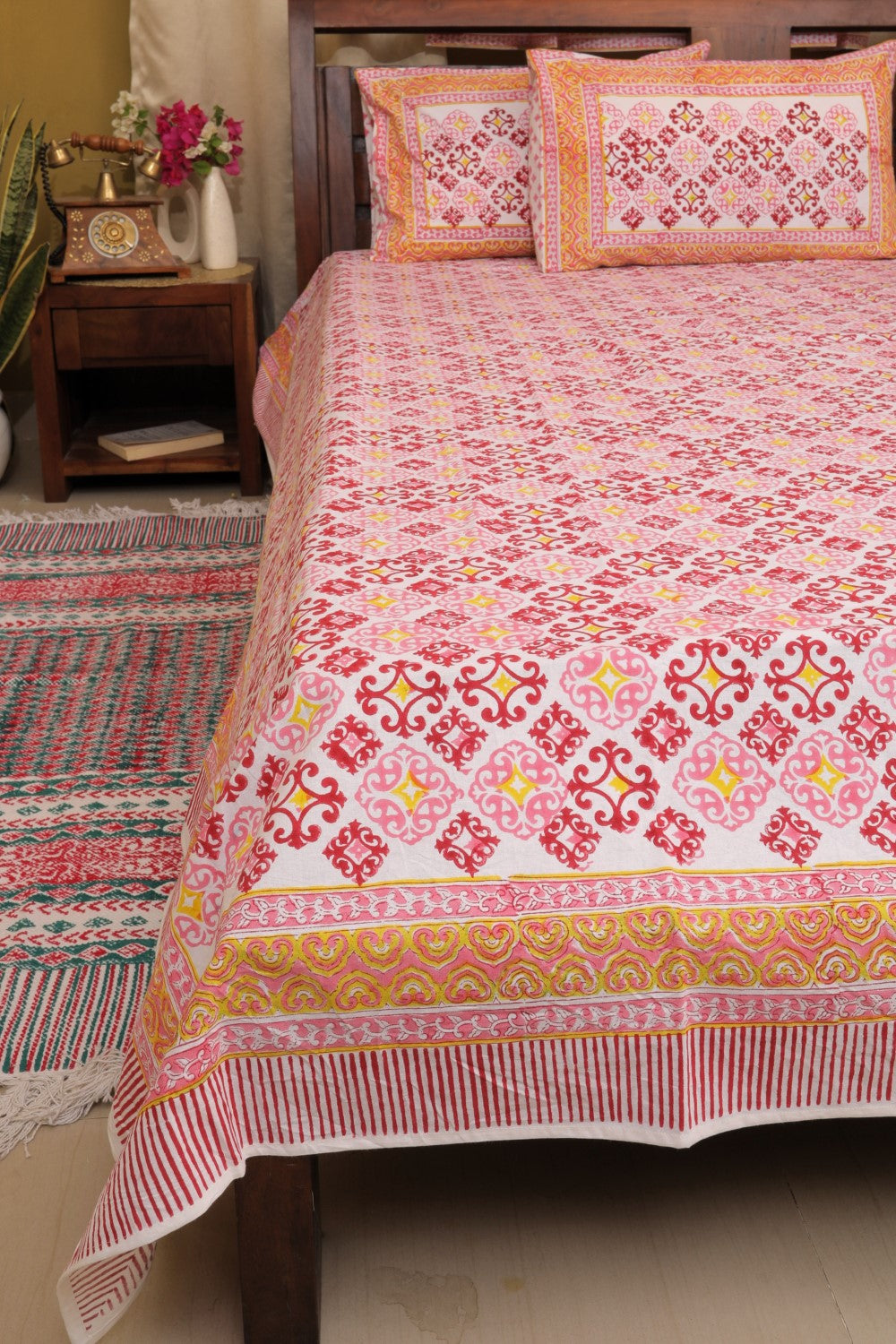 Sootisyahi 'Rang Mahal' Handblock Printed Cotton Bedsheet