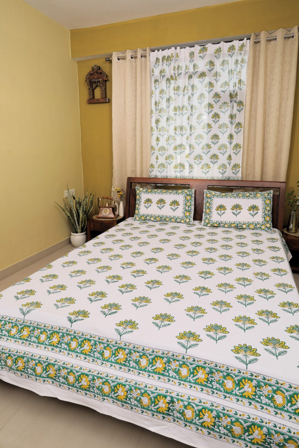 Sootisyahi 'Sabz Sutra' Handblock Printed Cotton Bedsheet
