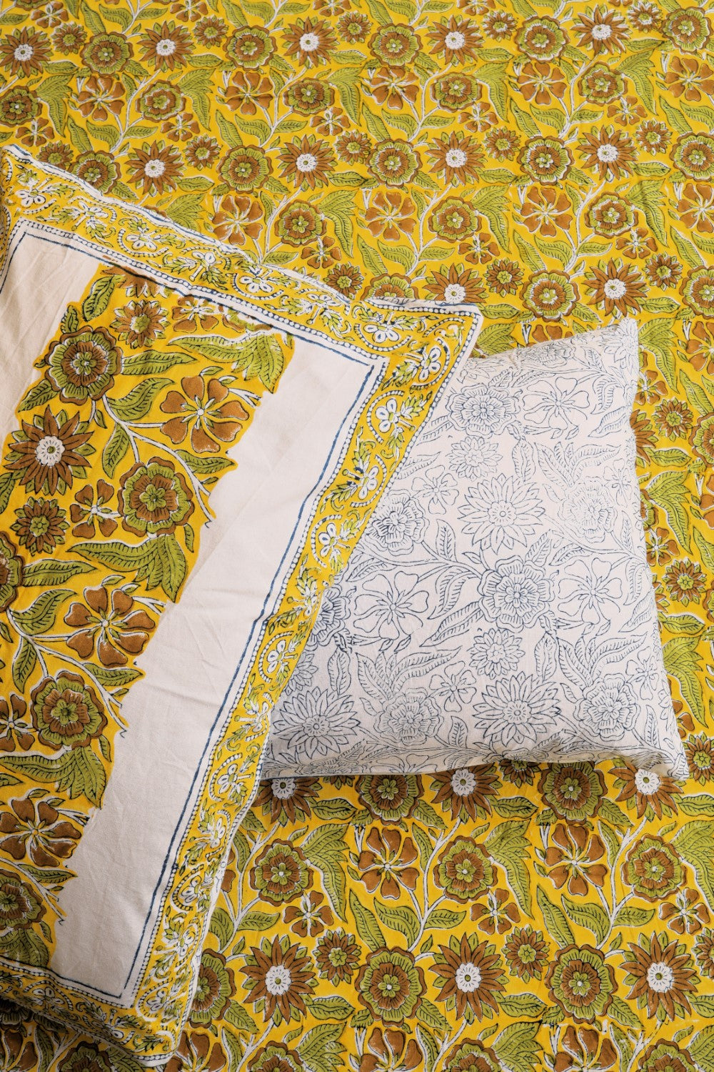 Sootisyahi 'Zaitoon Jaal' Handblock Printed Cotton Bedsheet