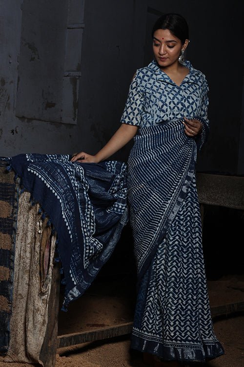 "Dotting on you" INDIGO DABU HANDBLOCK PRINT SLUB COTTON SAREE - SootiSyahi