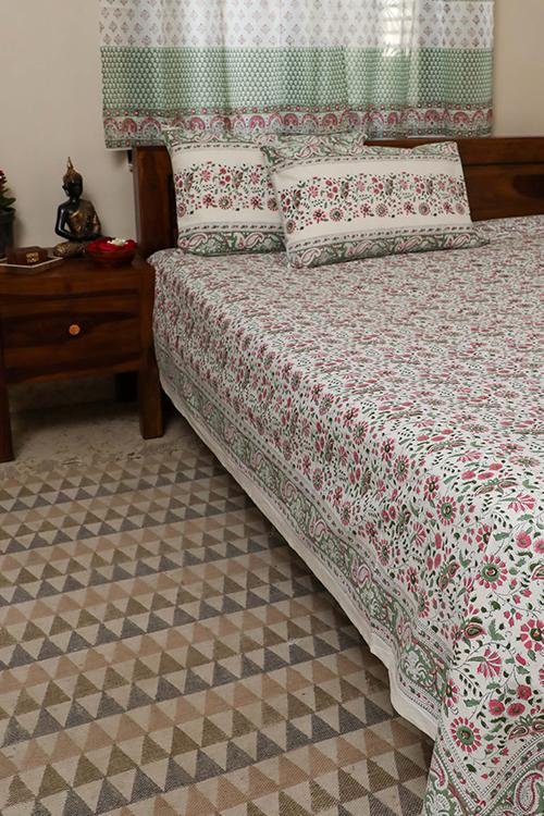 Sootisyahi 'Dream of Daisy' Handblock Printed Cotton Bedsheet - SootiSyahi