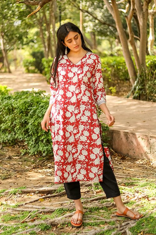 Sootisyahi 'Hidden Hibiscus' Azofree Handblock Printed Pure Cotton Kurti - SootiSyahi
