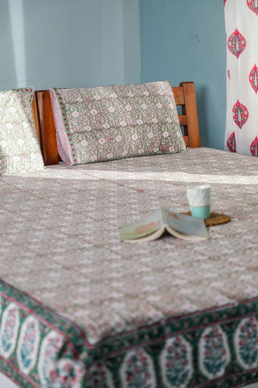 SootiSyahi Vatika Handblock Printed Cotton Bedsheet - SootiSyahi